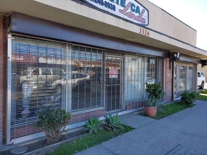 Commercial property photo in South Gate, CA